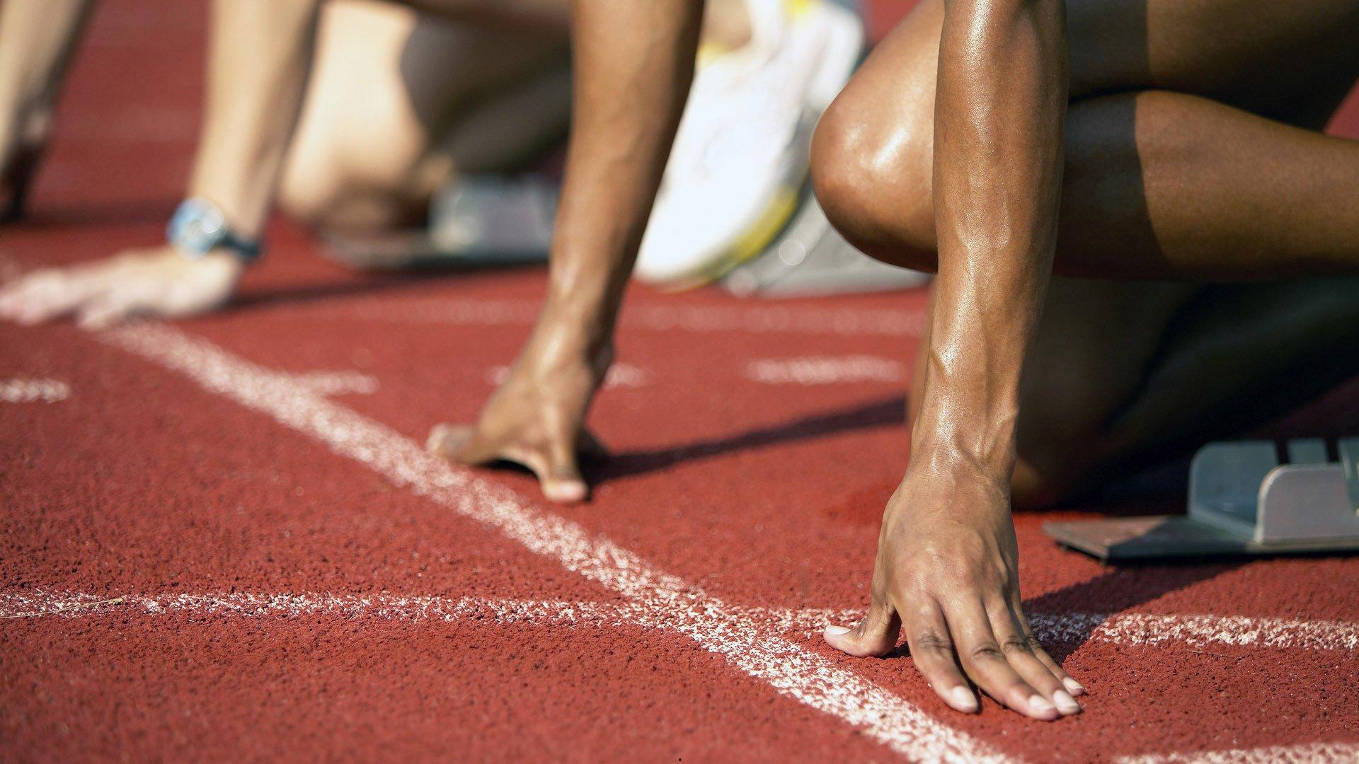 新月老板更衣室豪言震撼足坛！赛后宣布全员奖金，球队士气爆棚剑指冠军