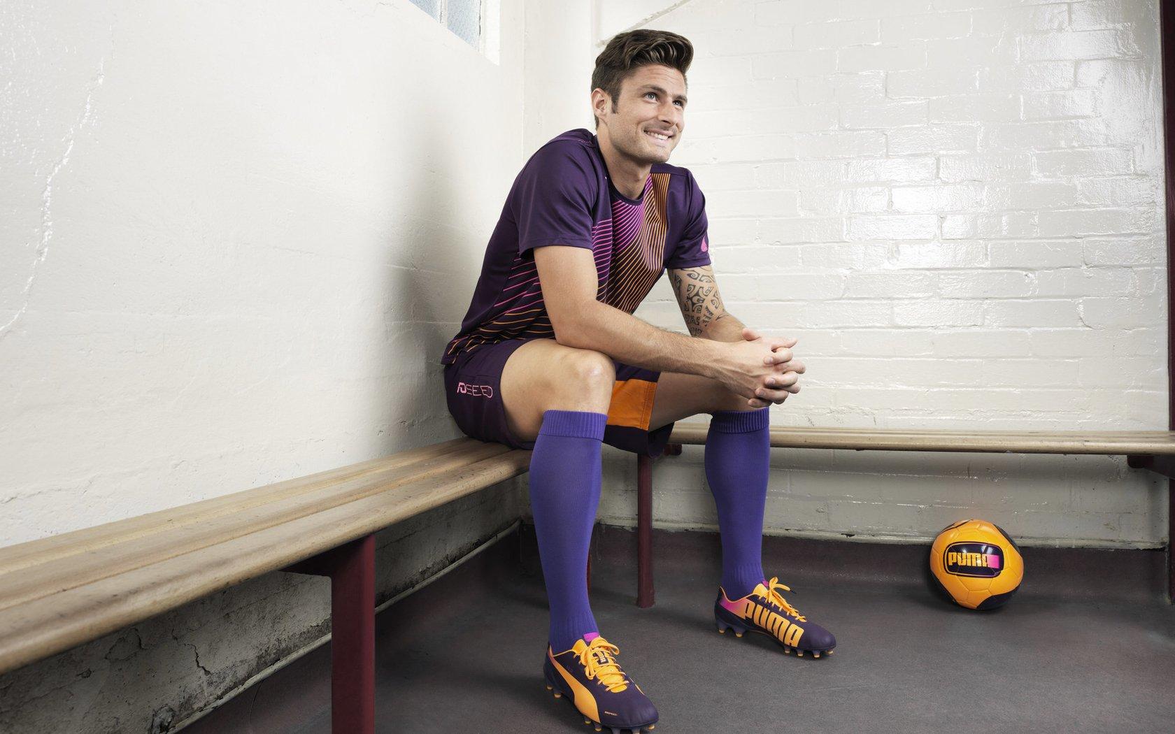 甜瓜谈韦少关键时刻遭弃,要帮他度过难关