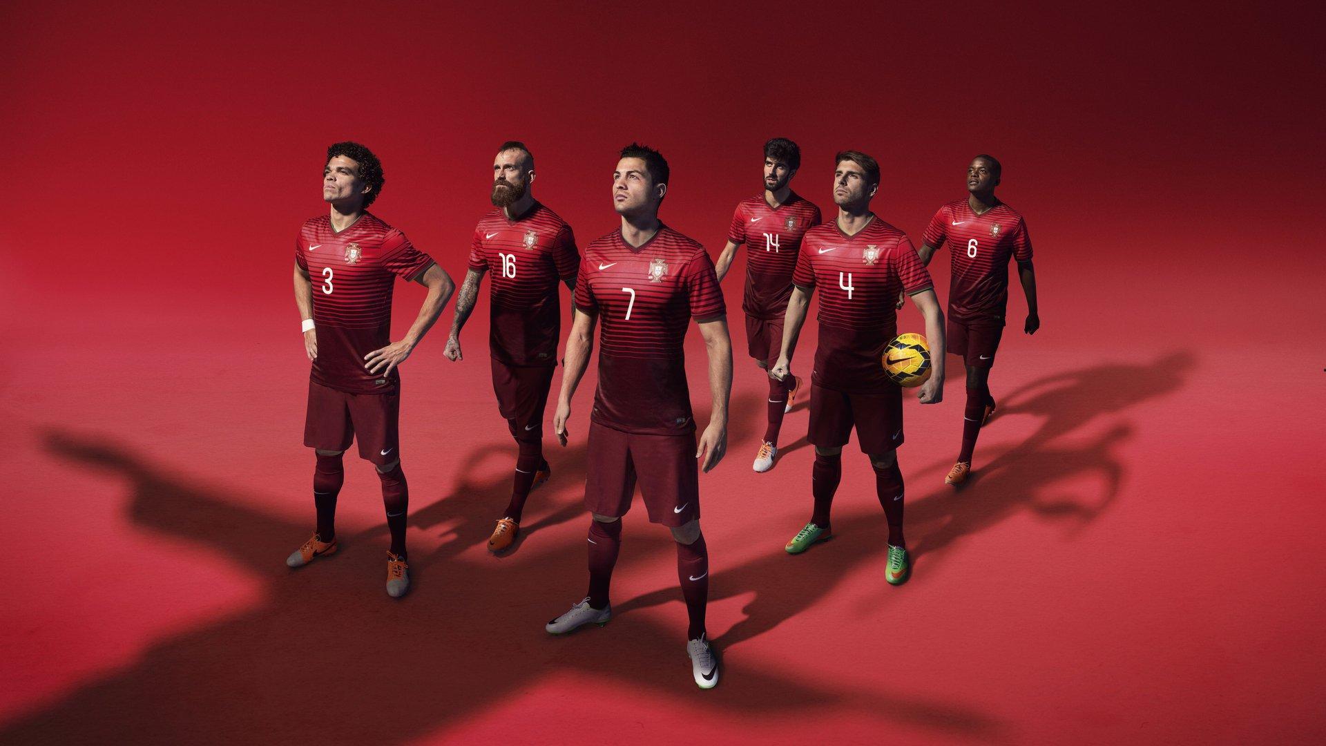 卡恩释怀拜仁过往,力挺萨内,他拥有成为顶级球员的一切潜质